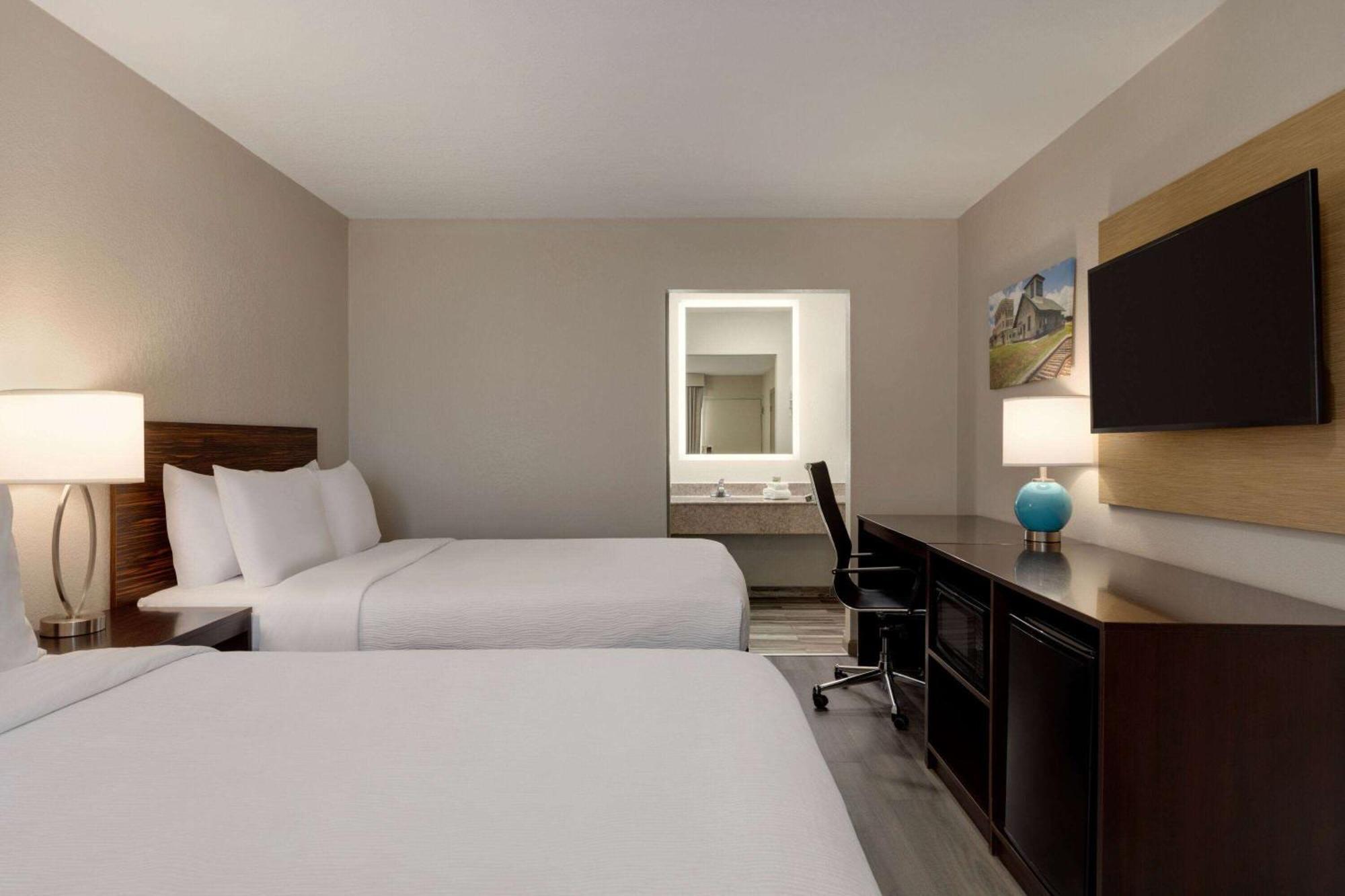 فندق Baymont By Wyndham Emporia Va المظهر الخارجي الصورة
