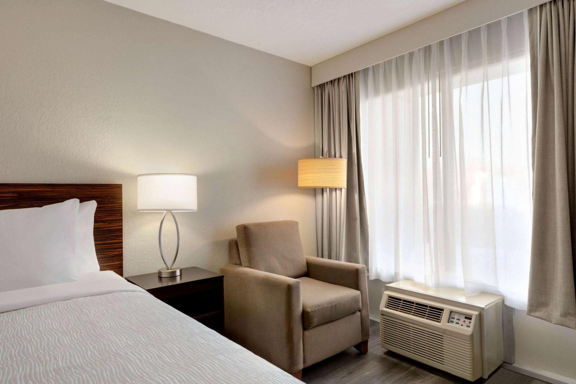 فندق Baymont By Wyndham Emporia Va المظهر الخارجي الصورة